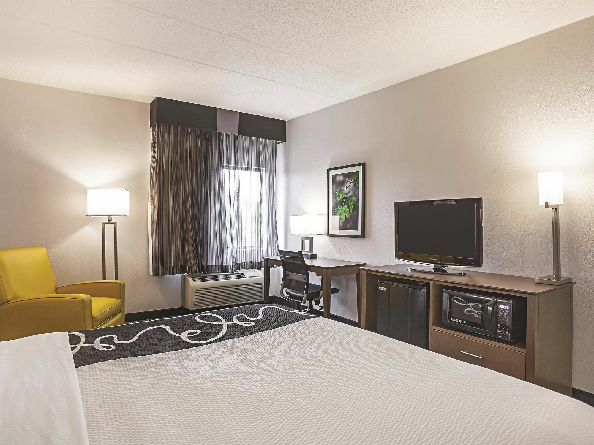 La Quinta By Wyndham Baltimore N / White Marsh Rosedale Exterior photo