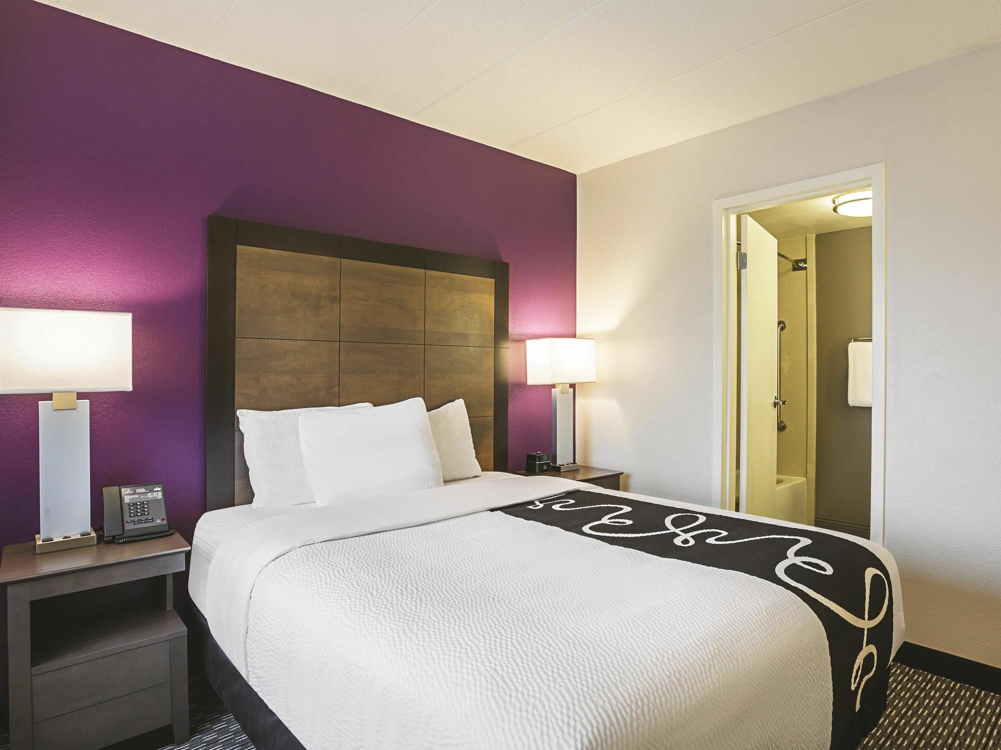 La Quinta By Wyndham Baltimore N / White Marsh Rosedale Exterior photo